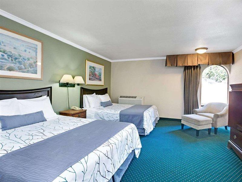 Days Inn By Wyndham San Jose Convention Center Екстериор снимка